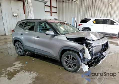 2021 Kia Seltos S from USA, damaged, VIN KNDEUCAA5M7224624